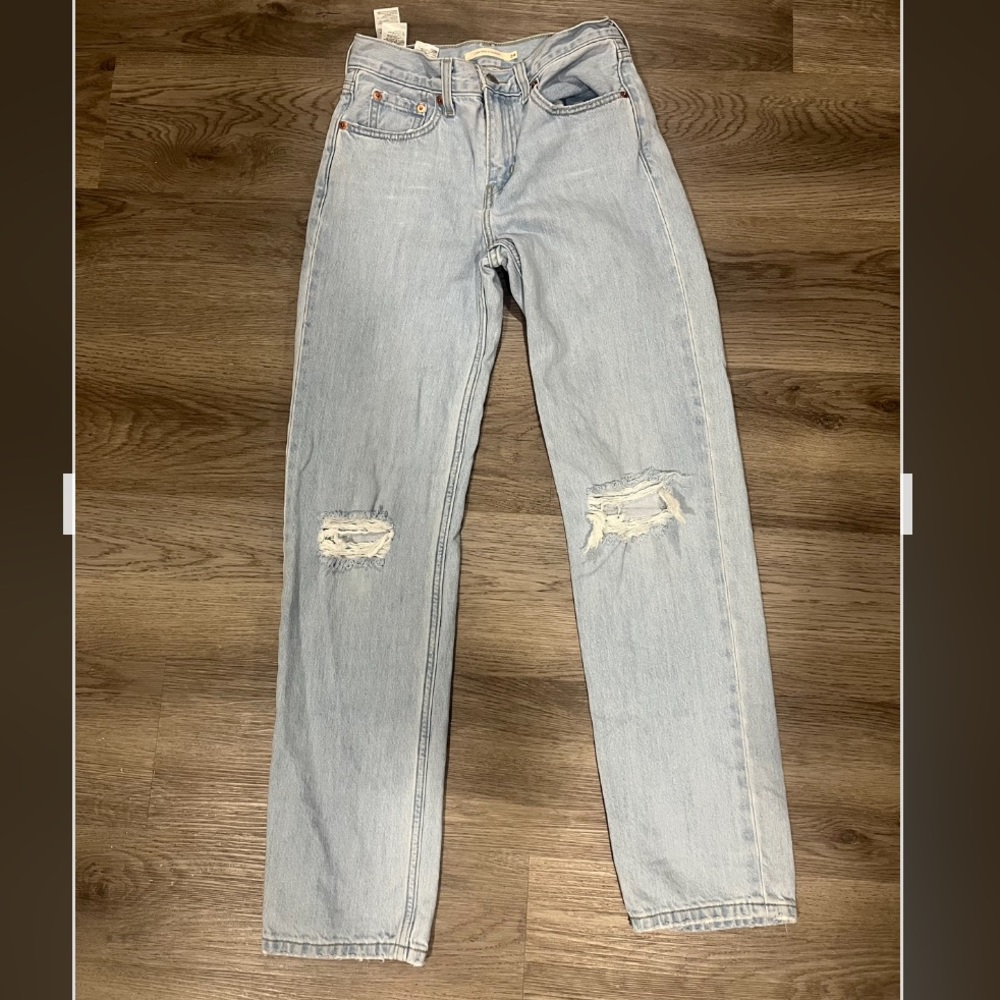 Levis low pro blue jean 24